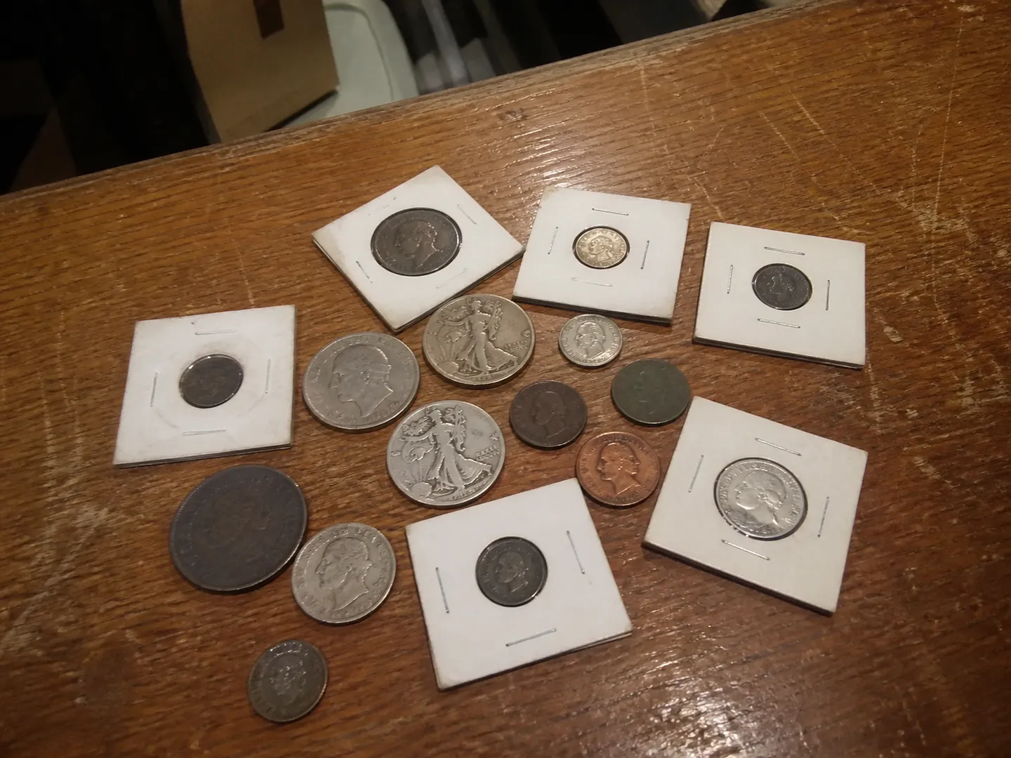 Illustrative example: coins and pieces